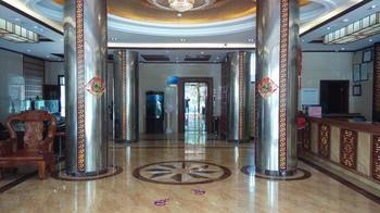 Tengyi Grand Hotel Kunming Eksteriør bilde